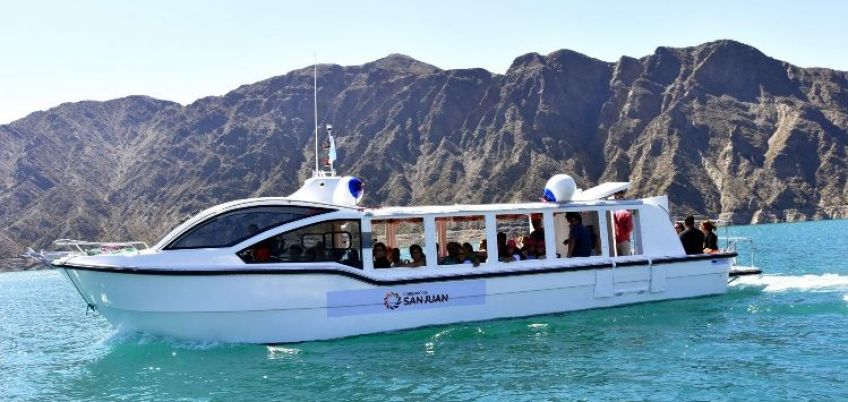 Comenzó a funcionar la embarcación para treinta pasajeros en Punta Negra - Mendoza