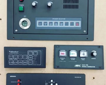 Redimec presentó avances en las consolas el puente de mando de las lanchas LICA de la Armada Argentina