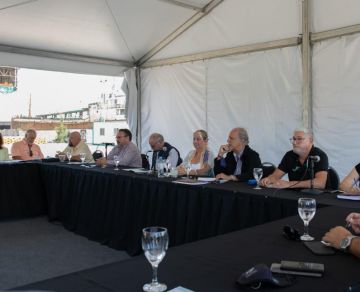 Marina Mercante e Industria Naval Argentina